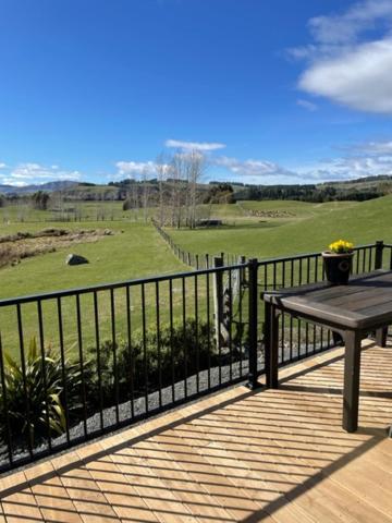 Boutique Tiny House - Te Anau Country Accommodation المظهر الخارجي الصورة